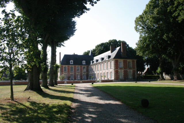letroncq_chateau_allee